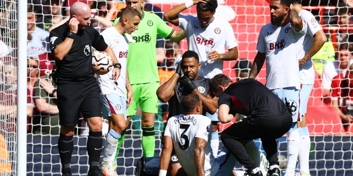 Diego Carlos Injury Update After Aston Villa Defender Limped Off Against Liverpool